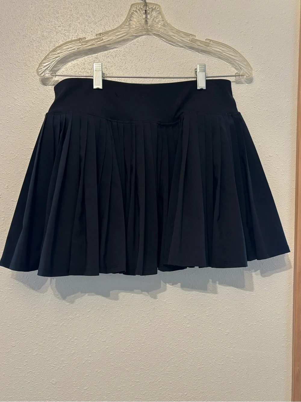 Reebok breathable solid skort